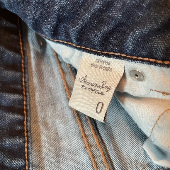 American Rag Cie Cuffed Jean Shorts Size 0 - Picture 6 of 6